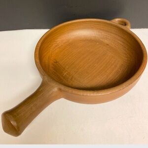 ACTU Round Pottery Bowl Pomaireware with Handles